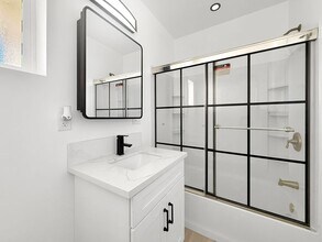 1273 Donatello St in Lancaster, CA - Building Photo - Building Photo