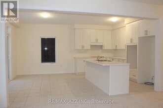 99 Robin Trail in Port Perry, ON - Building Photo - Building Photo