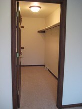 932 Cedar St in De Pere, WI - Building Photo - Building Photo