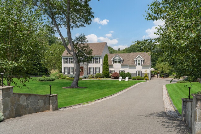 8 Jacob Ln in Killingworth, CT - Building Photo - Building Photo