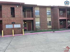 1912 SW D Ave in Lawton, OK - Building Photo - Building Photo