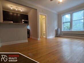 4616 N Paulina St, Unit #4614-204 in Chicago, IL - Building Photo - Building Photo