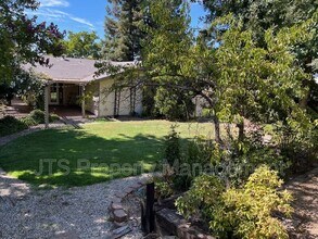 6830 Mellodora Dr in Orangevale, CA - Building Photo - Building Photo