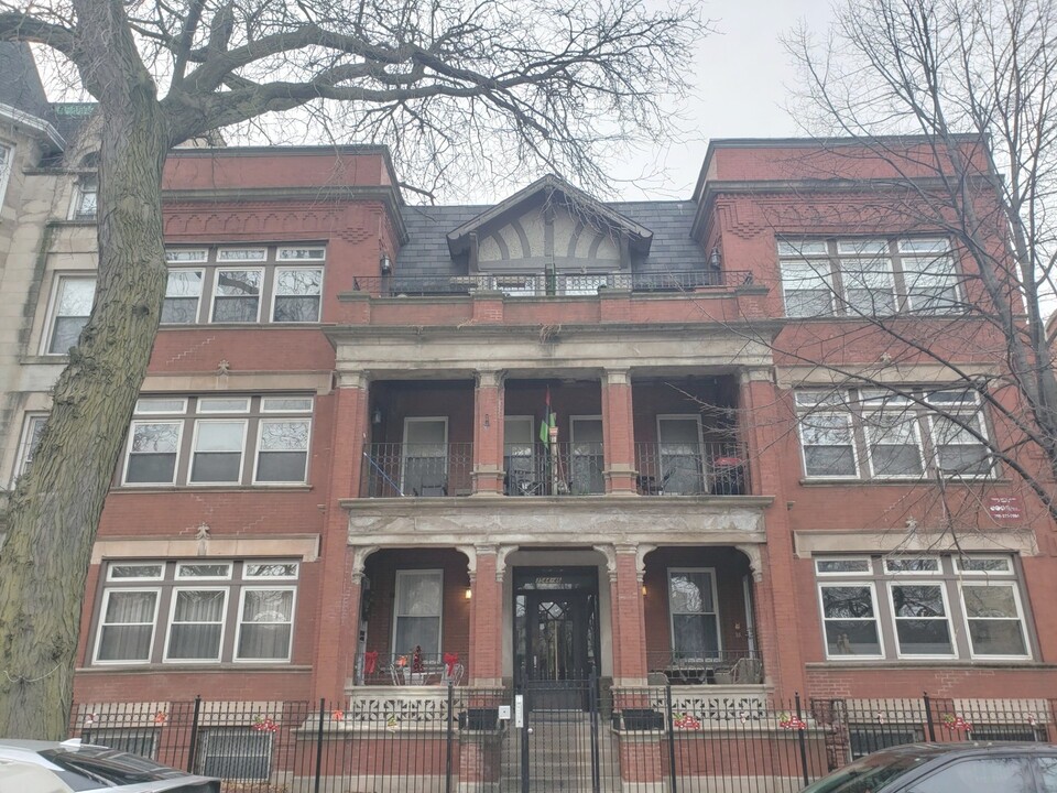 3544 S King Dr in Chicago, IL - Building Photo