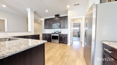 541 Barneswyck Dr in Fuquay Varina, NC - Building Photo - Building Photo