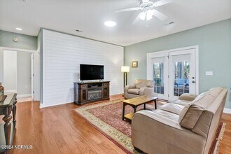 816 Greystone Ct in Winnabow, NC - Building Photo - Building Photo