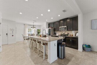 145 Claire Ln in Davenport, FL - Building Photo - Building Photo