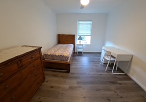 8426 Oak Bush Terrace in Columbia, MD - Building Photo