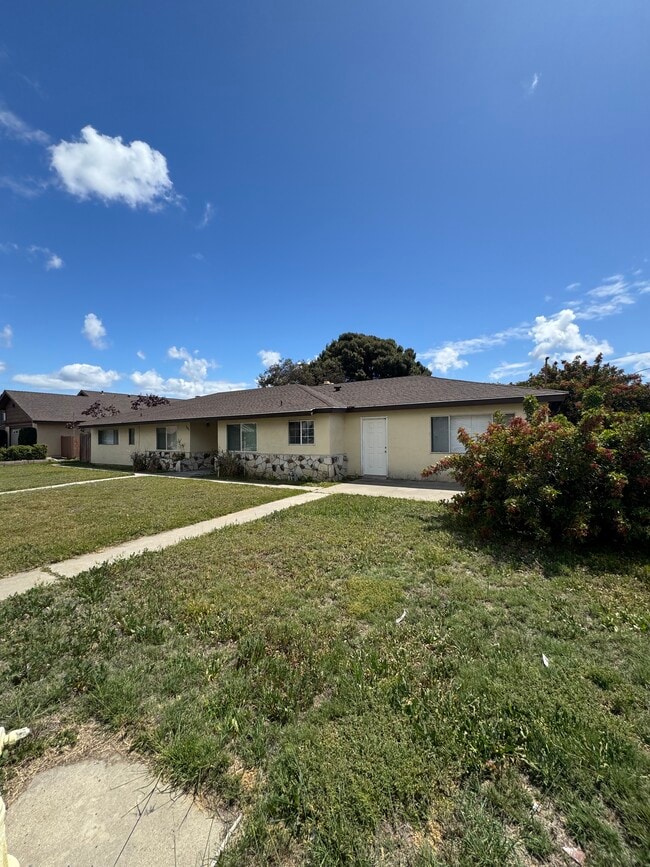 property at 5805 Alta Vista Ave