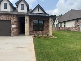 4113 Abbey Pk Dr in Edmond, OK - Building Photo