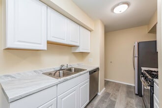 2634 Woodview Ct in Waukegan, IL - Foto de edificio - Building Photo