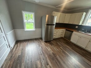 809 W Linden St in Fergus Falls, MN - Building Photo - Building Photo