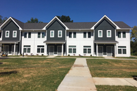 Hawthorne Apartments in University City, MO - Foto de edificio - Building Photo