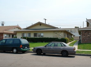 1031 N Shattuck Pl in Orange, CA - Building Photo - Building Photo