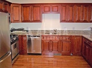 102 Allston St in Boston, MA - Foto de edificio - Building Photo