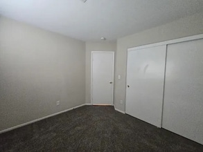 9542 Glen Iris St in Las Vegas, NV - Foto de edificio - Building Photo