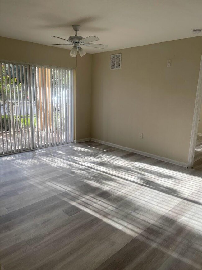 171 SW Palm Dr in Port St. Lucie, FL - Building Photo - Building Photo