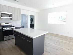5522 Barton Ave in Los Angeles, CA - Building Photo - Building Photo