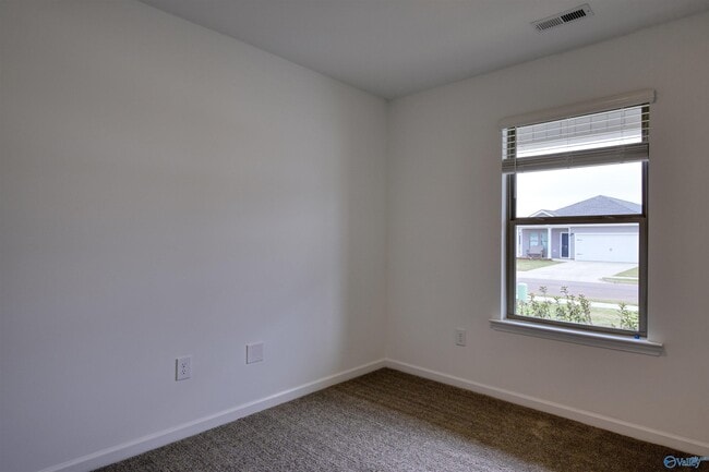 180 Labrador Ln in Harvest, AL - Building Photo - Building Photo