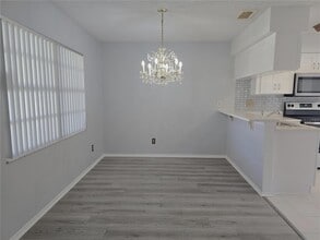 2020 Rudder Dr in Valrico, FL - Building Photo - Building Photo