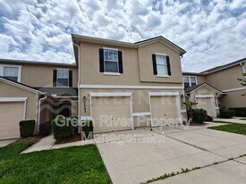 1500 Calming Water Dr in Orange Park, FL - Building Photo