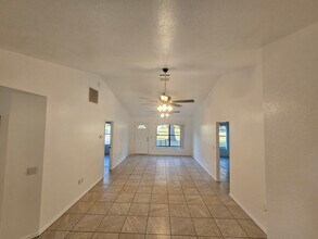 3370 NE 42nd Pl in Ocala, FL - Building Photo - Building Photo