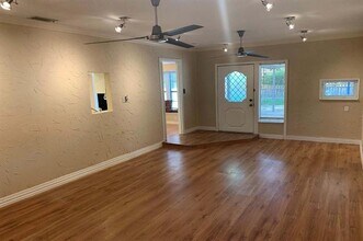 3353 Dorado Beach Dr in Farmers Branch, TX - Building Photo - Building Photo