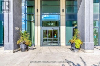 4055-4055 Parkside Village Dr in Mississauga, ON - Building Photo - Building Photo