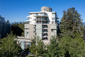 9262 University Cres in Burnaby, BC - Building Photo - Building Photo