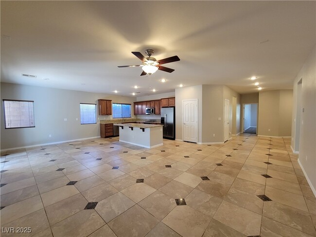 11301 Jasper Grove Ave in Las Vegas, NV - Building Photo - Building Photo