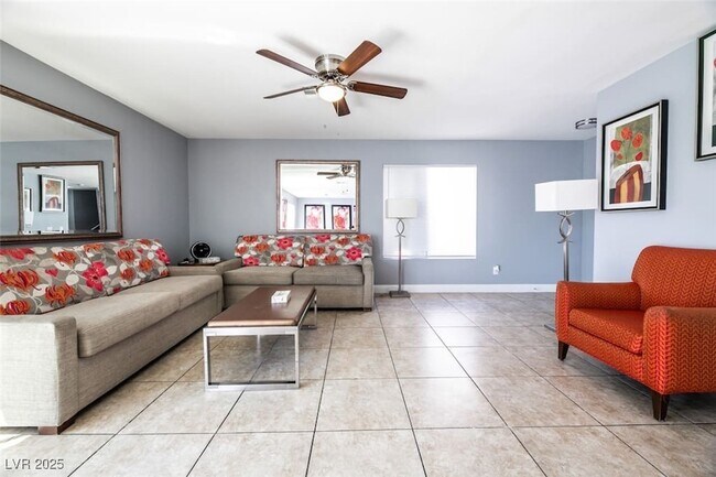 property at 3833 Via Lucia Dr