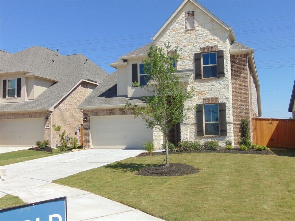 24782 Levante Dr in Richmond, TX - Building Photo