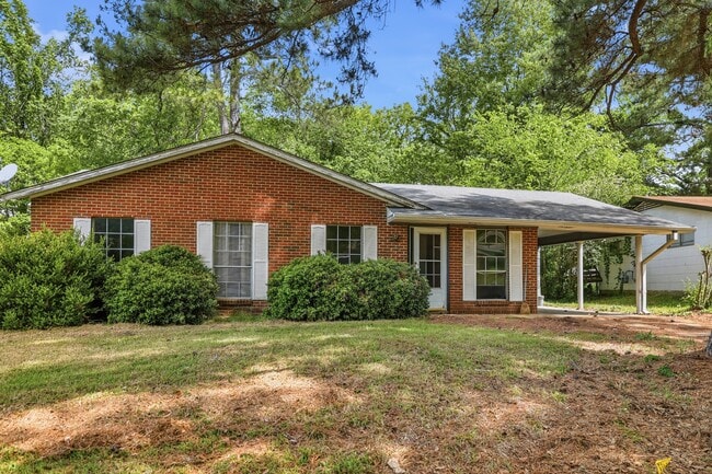 property at 6605 George Washington Dr