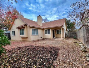 6223 Avery Island Ave in Austin, TX - Building Photo - Building Photo