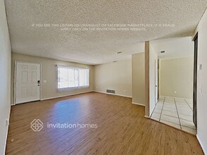 271 Glenmont Ct in Hemet, CA - Foto de edificio - Building Photo