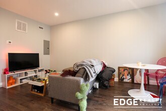 12 Cottage St, Unit 3 in Boston, MA - Building Photo - Building Photo