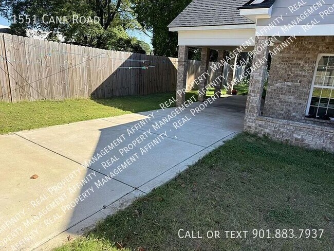 1551 Cane Rd in Memphis, TN - Building Photo - Building Photo
