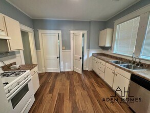 729 Garland St in Memphis, TN - Building Photo - Building Photo