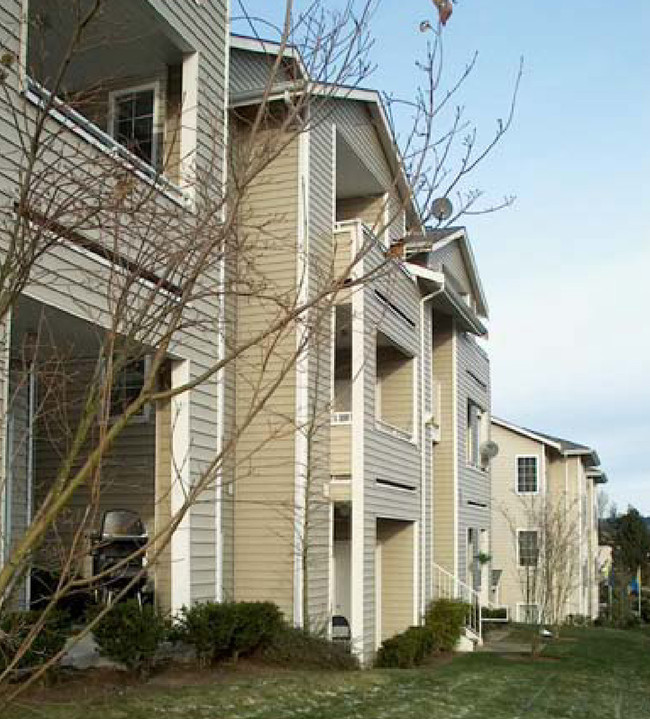 Bokara By The Lake Apartments in Renton, WA - Building Photo - Other