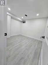 181 Forestwalk St in Kitchener, ON - Building Photo - Building Photo