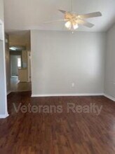 10572 E Bay Tree Dr in Gulfport, MS - Building Photo - Building Photo