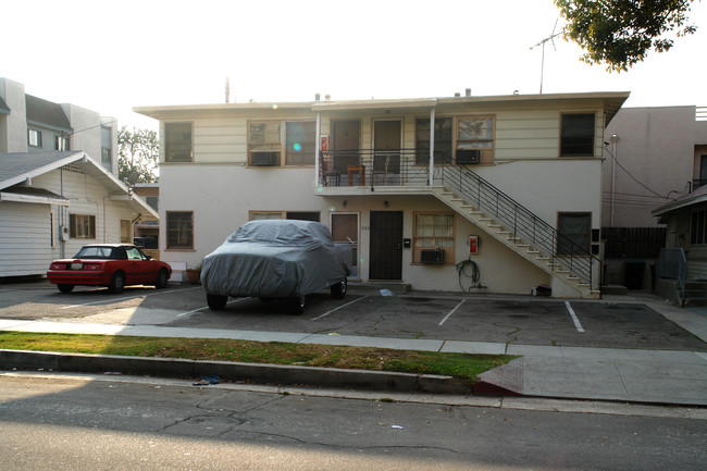 1155 N Columbus Ave in Glendale, CA - Building Photo - Building Photo