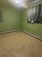 36 Dekalb Ave in Brentwood, NY - Building Photo - Building Photo