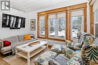 30 29th St N in Wasaga Beach, ON - Building Photo - Building Photo