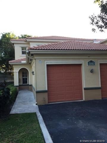 2442 Centergate Dr-Unit -101 in Miramar, FL - Building Photo