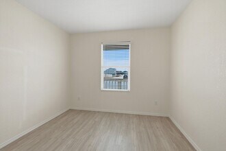 6943 Tides Trails in San Antonio, TX - Building Photo - Building Photo