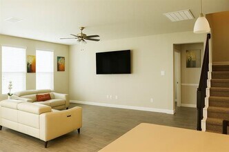 1012 Croxley Wy in Justin, TX - Building Photo - Building Photo