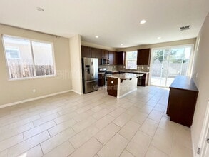 482 Glendon Pl in Merced, CA - Building Photo - Building Photo