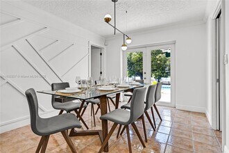 6421 NE 22nd Ave in Fort Lauderdale, FL - Building Photo - Building Photo