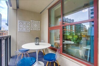 1150 J St, Unit 418 in San Diego, CA - Building Photo - Building Photo